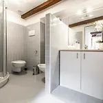 San Pantalon Luxury Penthouse R&r アパート ヴェネツィア